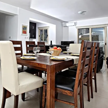 Palm Village Villas Πρωταράς