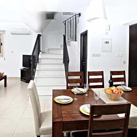Palm Village Villas *